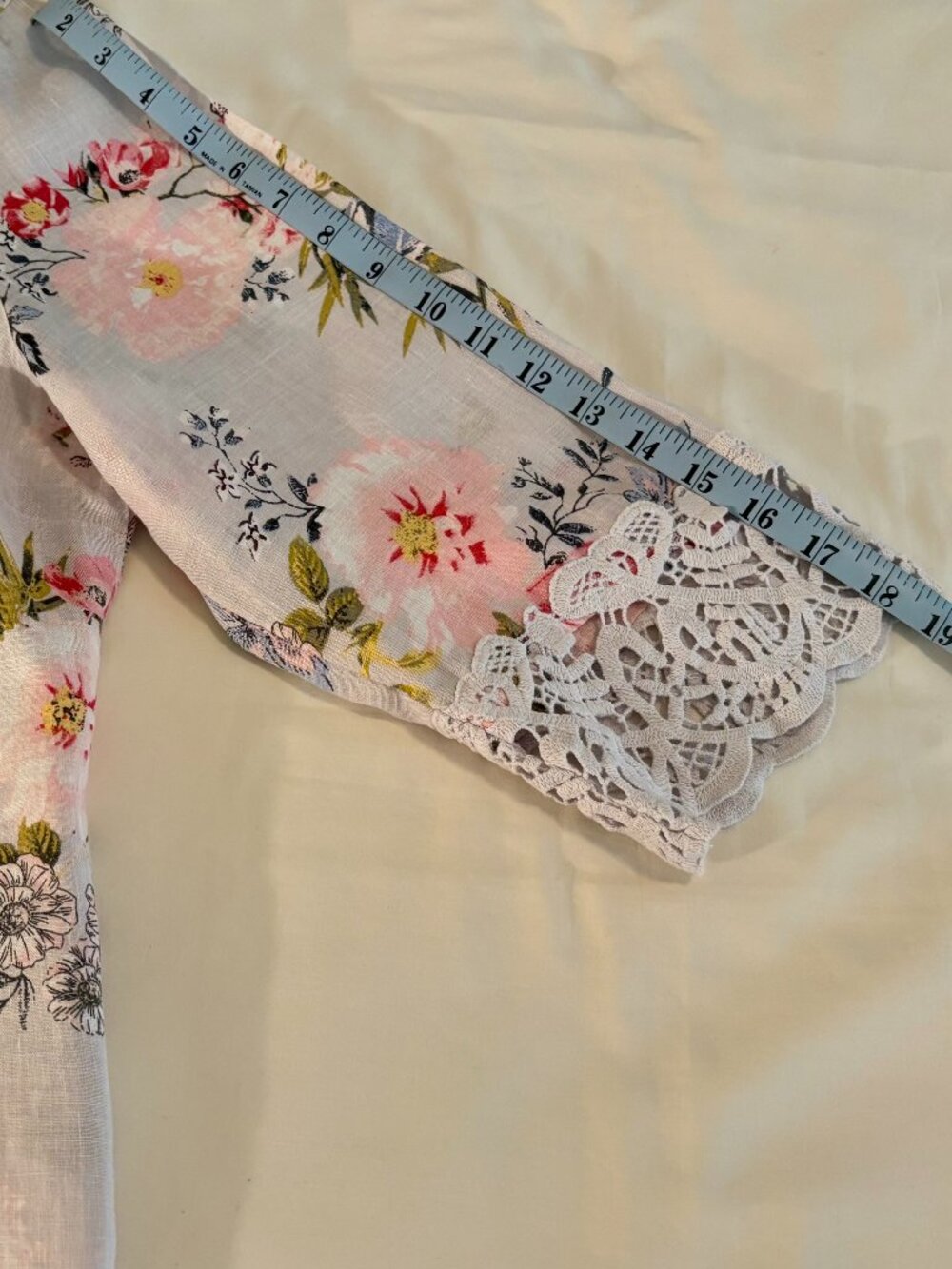 J. Jill Love Linen XL Floral Tunic Top Pintucks 3/4 Sleeves Crochet Lace Teacher - Picture 11 of 12